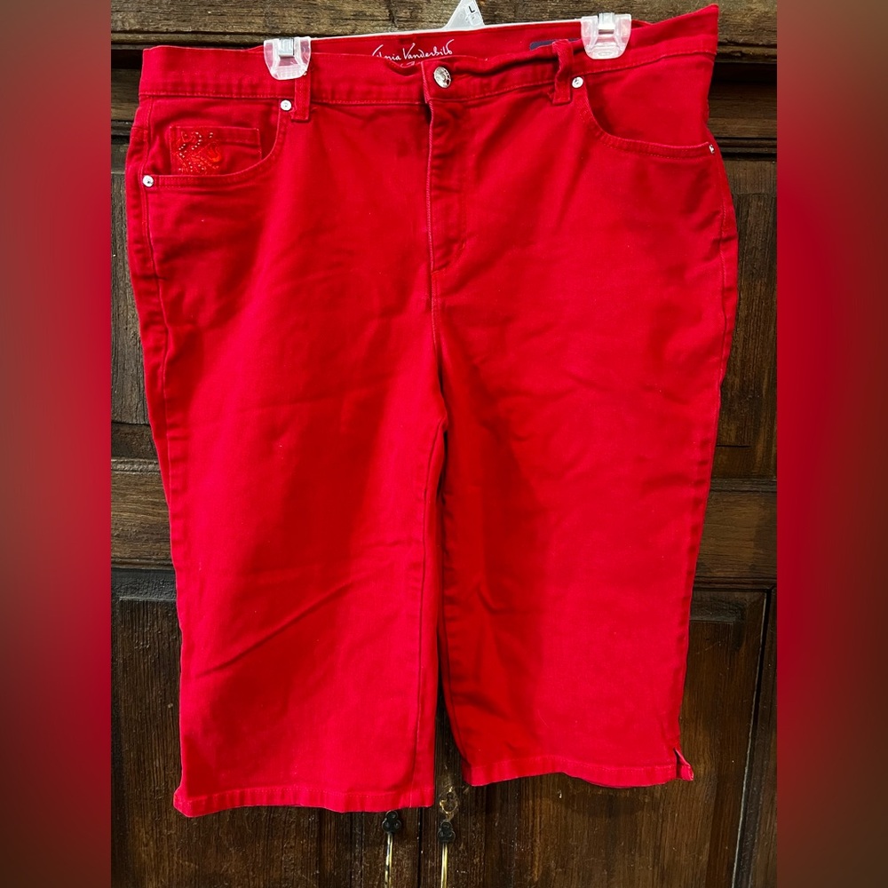 Gloria Vanderbilt Amanda classic fit red denim capris size 16W - Picture 3 of 13